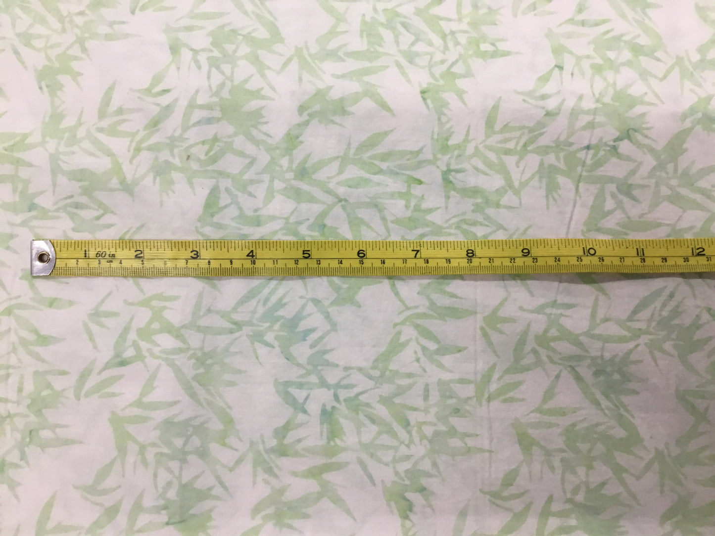 Hoffman Fabrics - Batik - Leaves