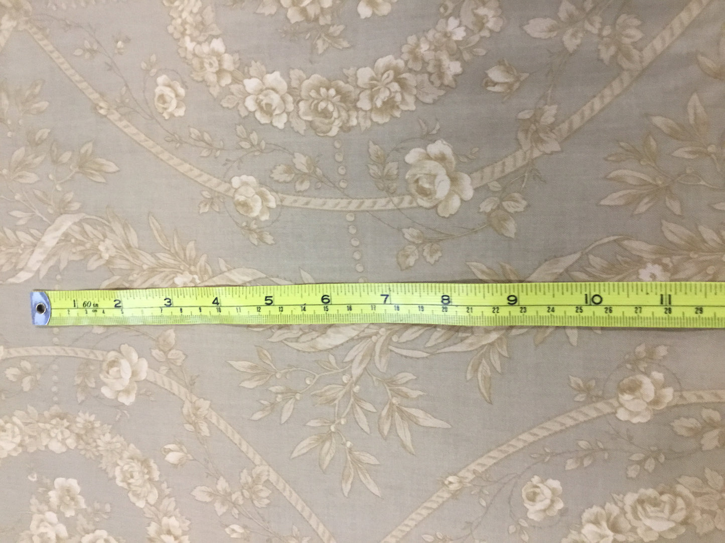 RJR Fabrics - Robyn Pandolph - Desired Things