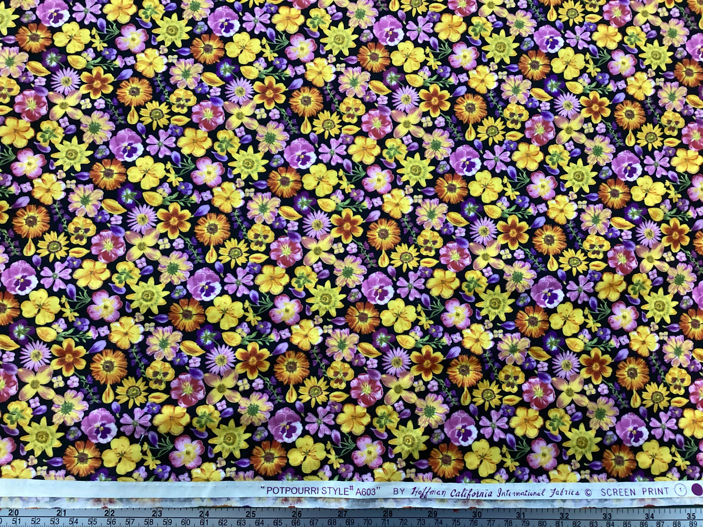 Hoffman Fabrics - Potpourri Style - #A603