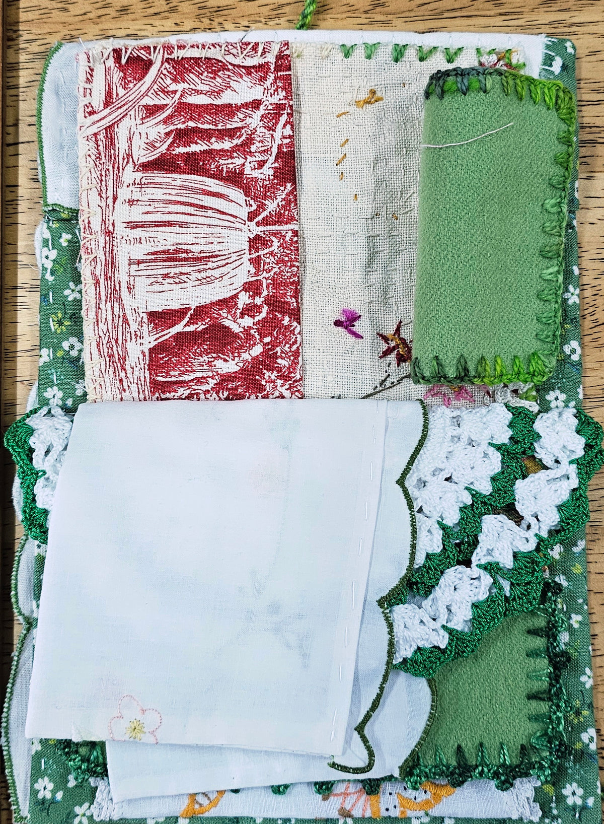 Hand stitched Needle Book Delicate Green